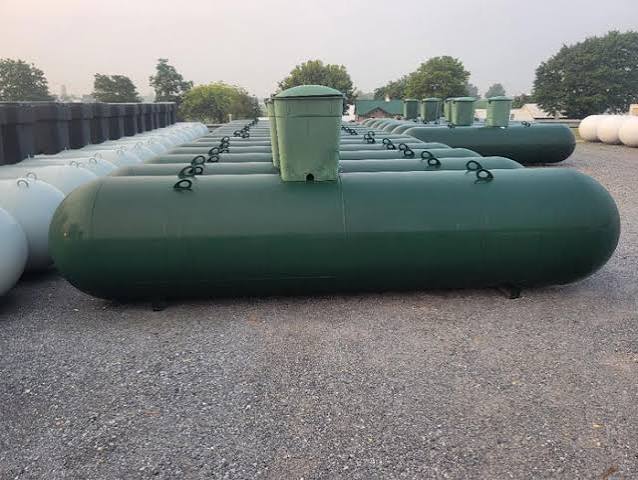 1000 Gallon Underground Propane Tank